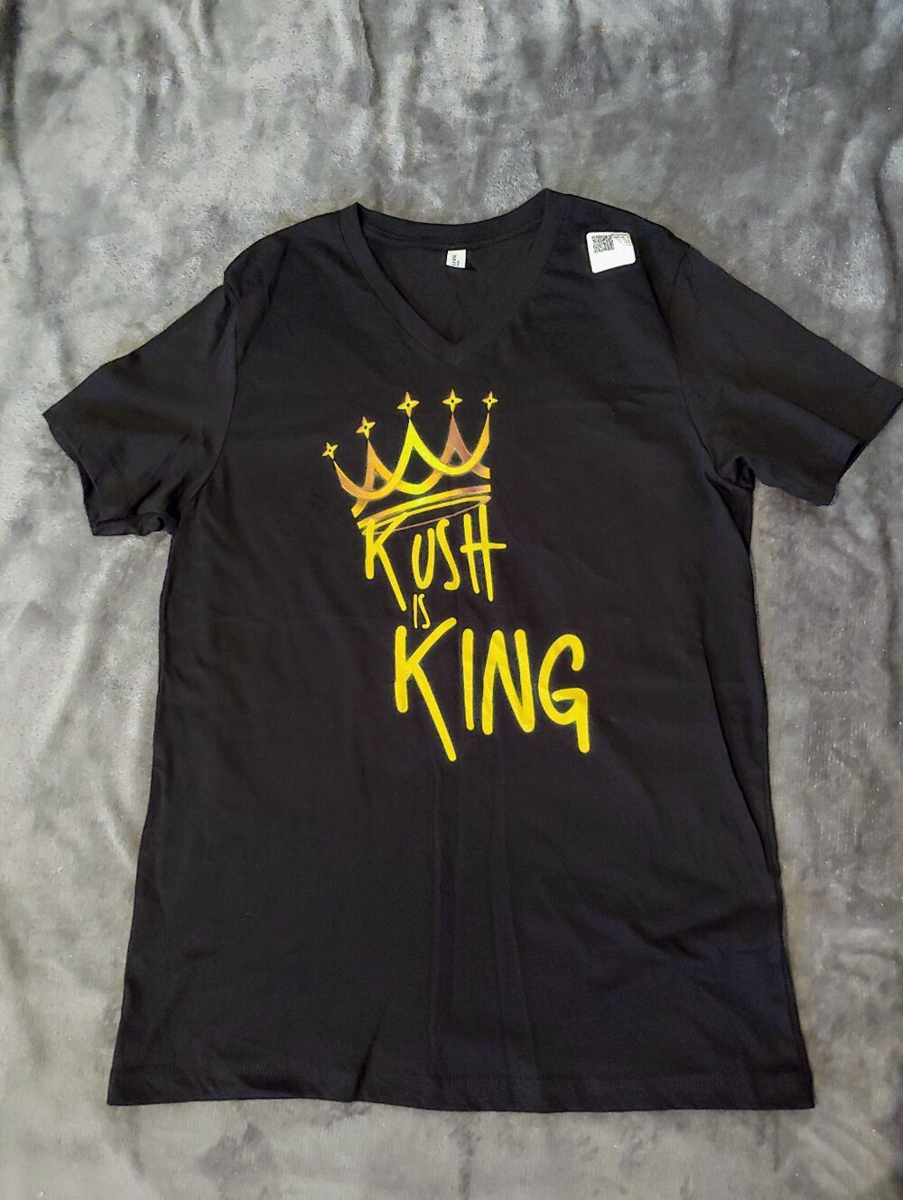NWT * KUSH IS KING T-SHIRT * SIZE XL * 100% COTTON * V-NECK * UNISEX